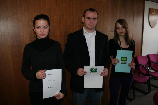 Lucka Stovíčková - súťaž o logo dátového centra - 1.miesto